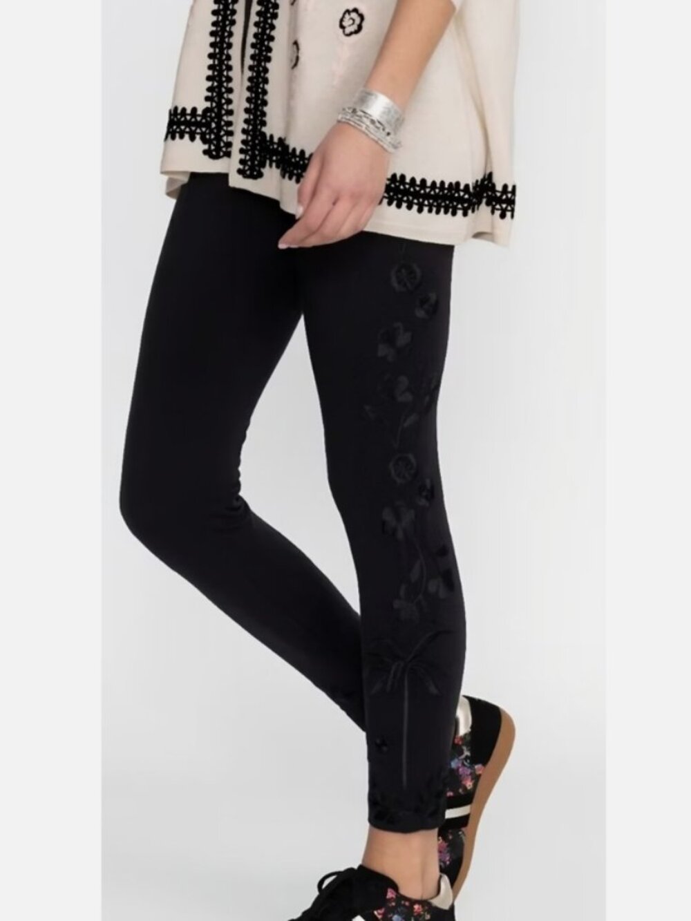 NWT~JOHNNY WAS~Black Tonal Leggings